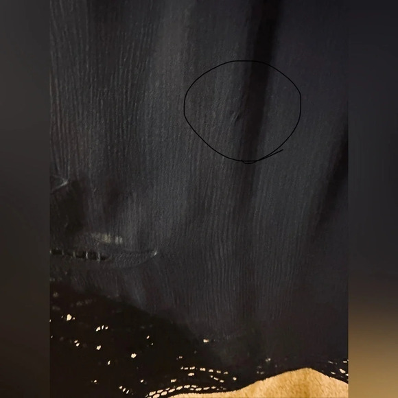 Brixon Ivy Navy top with cutout details on sleeves, side and hem L - Picture 11 of 11